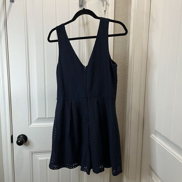 City Triangles Navy Blue Eyelet Sleeveless V Neck Back Romper Shorts Juniors 13 - Picture 7 of 9